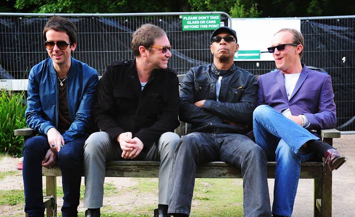 Ocean Colour Scene on Stage