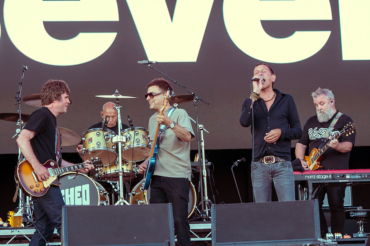 Where to buy Shed Seven tickets