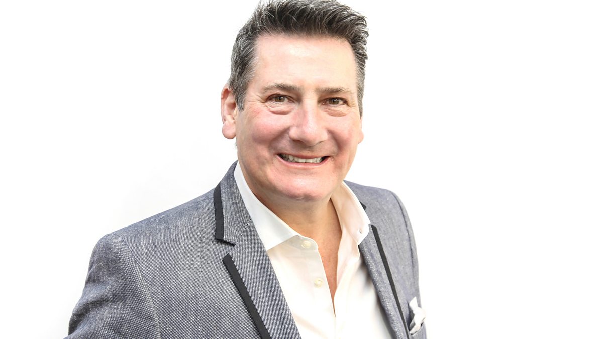 Tony Hadley Live Performance
